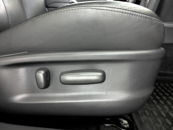 Toyota Camry VI (XV40) Рестайлинг с пробегом 2011 года, цена 1 125 000 рублей, 296394 км, седан, Автокод Объявления