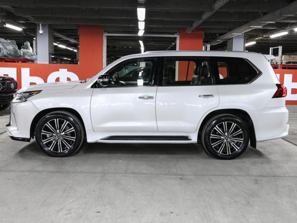 Lexus LX III Рестайлинг 2 с пробегом 2018 года, цена 8 098 000 рублей, 77500 км, внедорожник, Автокод Объявления