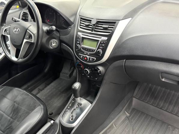 Hyundai Solaris I с пробегом 2011 года, цена 849 900 рублей, 141000 км, хэтчбек, Автокод Объявления