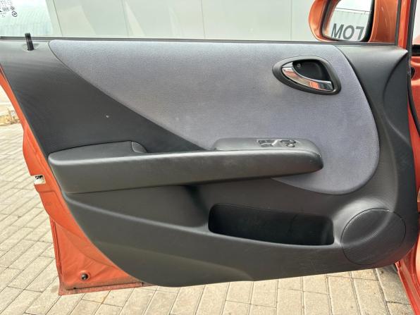 Honda Jazz I Рестайлинг с пробегом 2007 года, цена 460 000 рублей, 290000 км, хэтчбек, Автокод Объявления