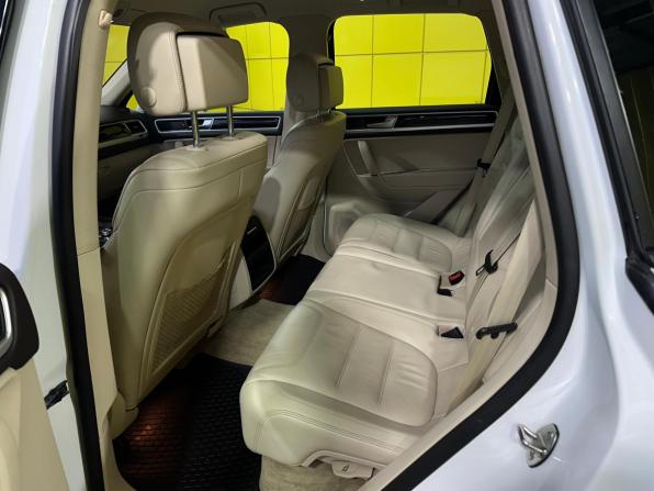 Volkswagen Touareg II Рестайлинг с пробегом 2016 года, цена 2 549 000 рублей, 135000 км, внедорожник, Автокод Объявления