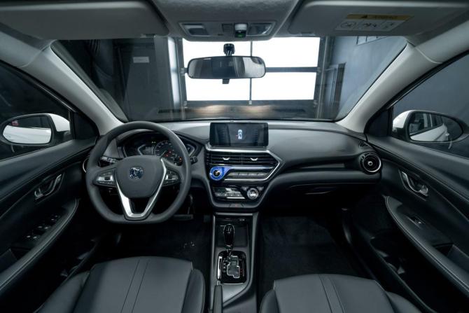 Новый Changan Alsvin 2024 года, цена 1 939 900 рублей, седан, Автокод Объявления