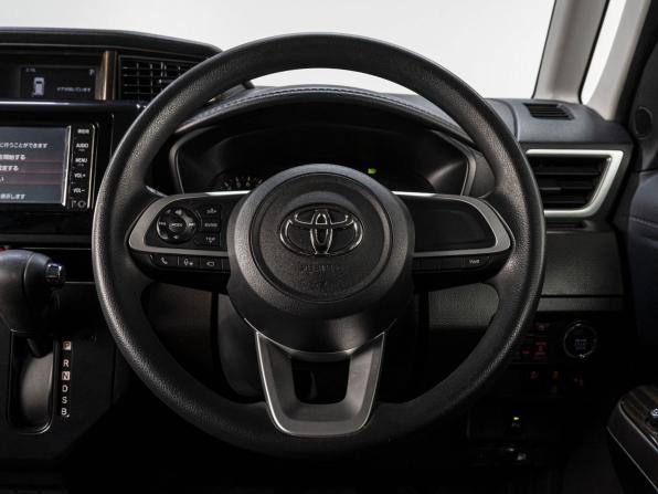 Toyota Roomy I Рестайлинг с пробегом 2021 года, цена 1 265 000 рублей, 69650 км, микровэн, Автокод Объявления