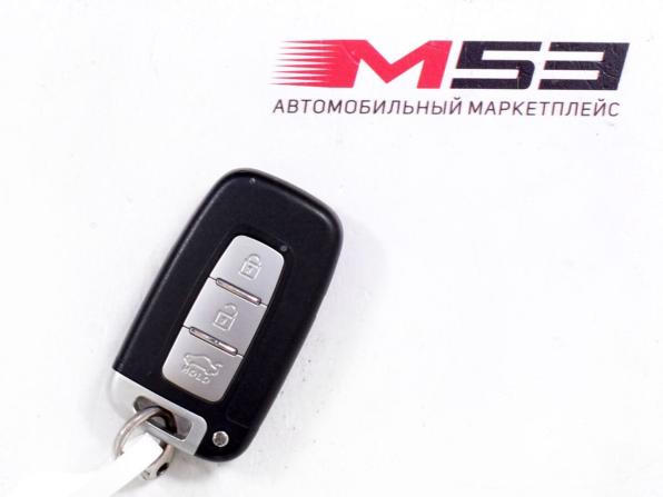 Hyundai Solaris I с пробегом 2012 года, цена 929 995 рублей, 168140 км, седан, Автокод Объявления
