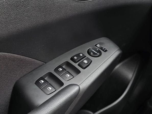 Hyundai Solaris II с пробегом 2019 года, цена 1 370 000 рублей, 78679 км, седан, Автокод Объявления