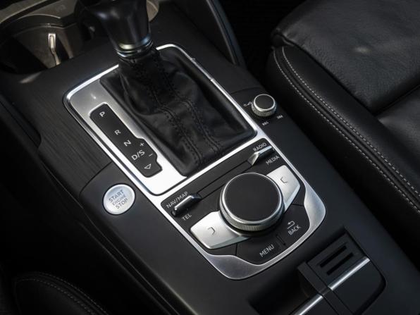 Audi A3 III (8V) Рестайлинг с пробегом 2019 года, цена 2 100 000 рублей, 76458 км, седан, Автокод Объявления