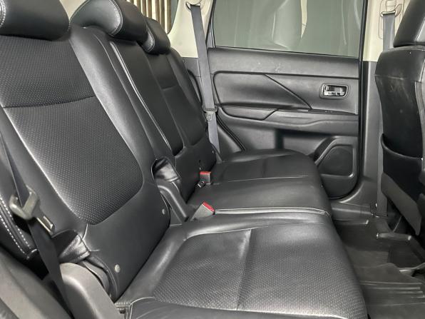 Mitsubishi Outlander III Рестайлинг 2 с пробегом 2017 года, цена 2 250 000 рублей, 148130 км, внедорожник, Автокод Объявления
