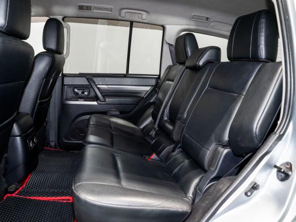 Mitsubishi Pajero IV Рестайлинг 1 с пробегом 2011 года, цена 2 150 000 рублей, 202748 км, внедорожник, Автокод Объявления