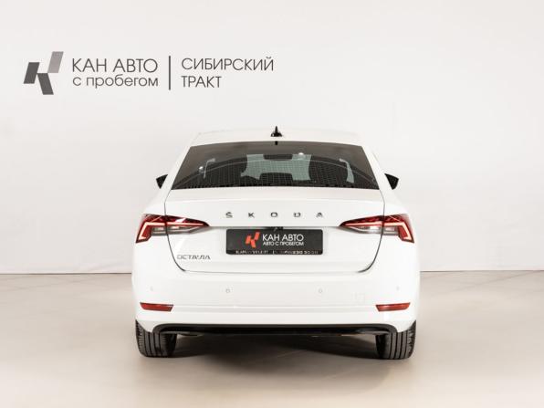Skoda Octavia IV (A8) с пробегом 2021 года, цена 2 248 954 рубля, 119871 км, лифтбек, Автокод Объявления
