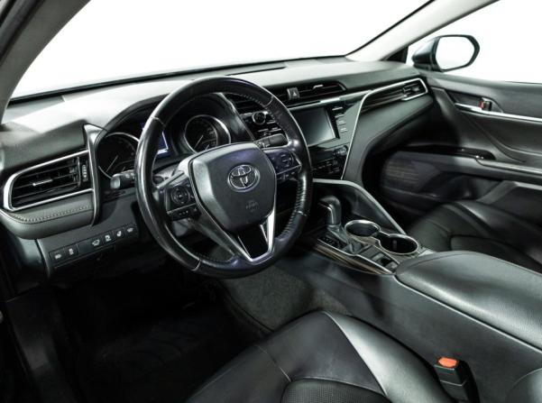 Toyota Camry VIII (XV70) с пробегом 2019 года, цена 2 039 585 рублей, 233000 км, седан, Автокод Объявления