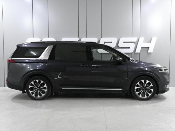 Kia Carnival IV с пробегом 2022 года, цена 4 899 000 рублей, 52529 км, минивэн, Автокод Объявления