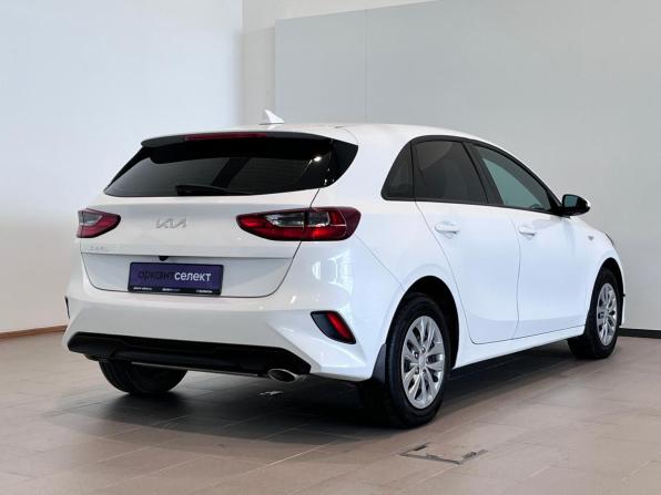 Kia Ceed III Рестайлинг с пробегом 2023 года, цена 2 130 000 рублей, 68026 км, хэтчбек, Автокод Объявления