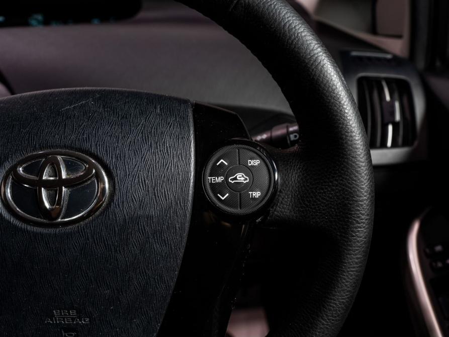 Toyota Prius III Рестайлинг (XW30) Чита  - изображение 13