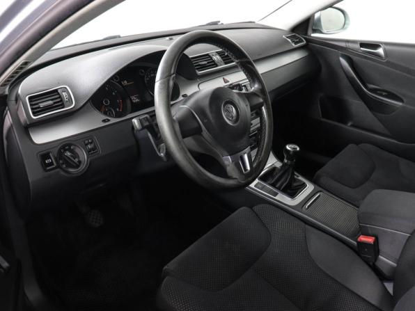 Volkswagen Passat B6 с пробегом 2010 года, цена 470 000 рублей, 326587 км, седан, Автокод Объявления