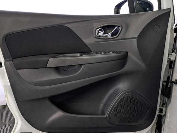 Renault Kaptur I с пробегом 2019 года, цена 995 000 рублей, 110906 км, внедорожник, Автокод Объявления