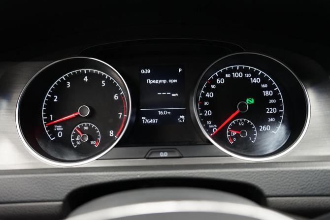 Volkswagen Golf VII с пробегом 2013 года, цена 1 240 000 рублей, 178000 км, хэтчбек, Автокод Объявления