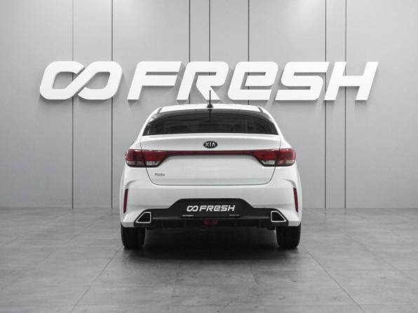 Kia Rio IV Рестайлинг с пробегом 2021 года, цена 1 569 000 рублей, 102250 км, седан, Автокод Объявления