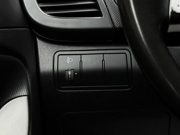 Hyundai Solaris I с пробегом 2011 года, цена 499 000 рублей, 274000 км, седан, Автокод Объявления
