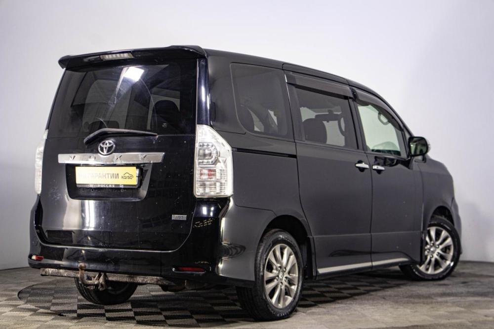 Toyota Voxy II (R70) Рестайлинг Пермь  - изображение 5