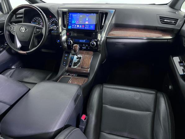 Toyota Alphard III с пробегом 2016 года, цена 3 350 000 рублей, 183410 км, минивэн, Автокод Объявления