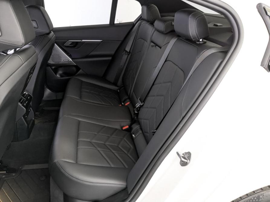 BMW 5 серии VIII (G60/G61/G68) Москва  - изображение 18