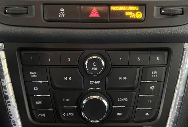 Opel Mokka I с пробегом 2013 года, цена 1 080 000 рублей, 95999 км, внедорожник, Автокод Объявления