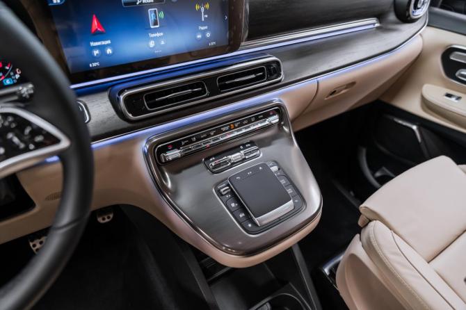 Новый Mercedes-Benz V-Класс III (W447) Рестайлинг 2 2026 года, цена 13 900 000 рублей, минивэн, Автокод Объявления