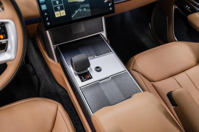 Новый Land Rover Range Rover V 2025 года, цена 23 490 000 рублей, внедорожник, Автокод Объявления