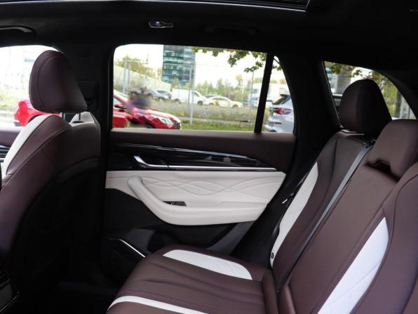 Geely Monjaro I с пробегом 2023 года, цена 3 054 000 рублей, 46312 км, внедорожник, Автокод Объявления