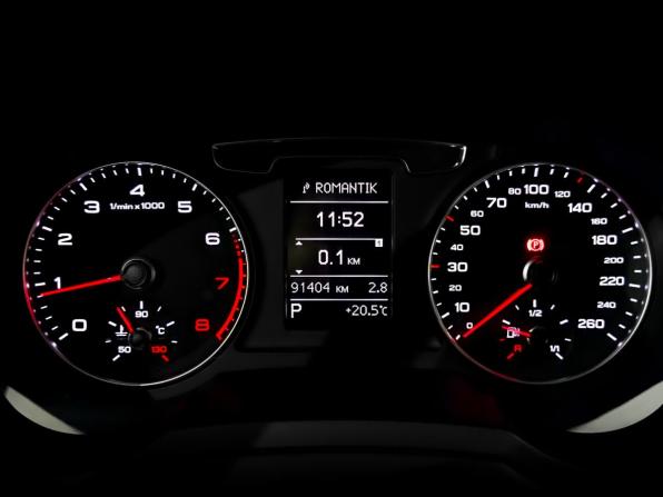 Audi Q3 I (8U) Рестайлинг с пробегом 2015 года, цена 1 990 000 рублей, 91401 км, внедорожник, Автокод Объявления