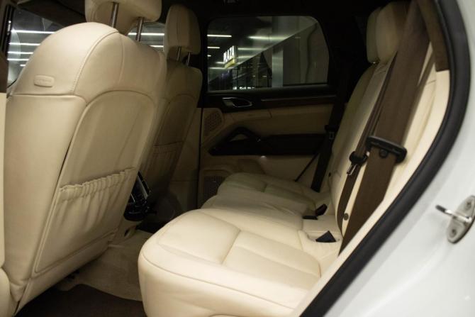 Porsche Cayenne II (958) с пробегом 2012 года, цена 2 399 000 рублей, 224283 км, внедорожник, Автокод Объявления