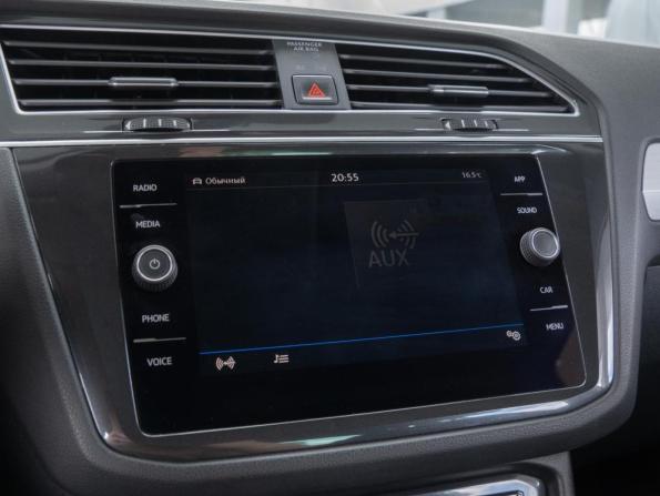 Volkswagen Tiguan II с пробегом 2017 года, цена 2 449 000 рублей, 155867 км, внедорожник, Автокод Объявления