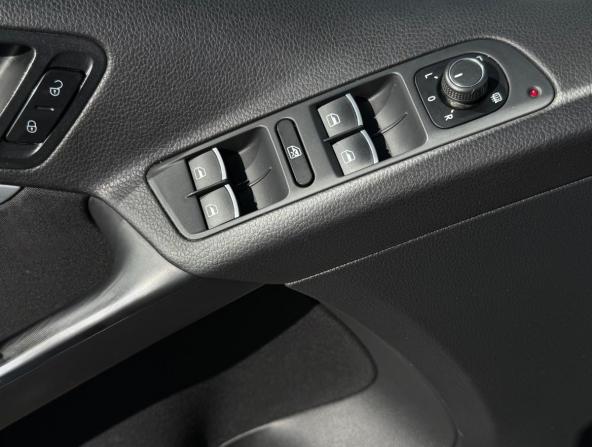 Volkswagen Tiguan I Рестайлинг с пробегом 2015 года, цена 1 696 000 рублей, 157287 км, внедорожник, Автокод Объявления
