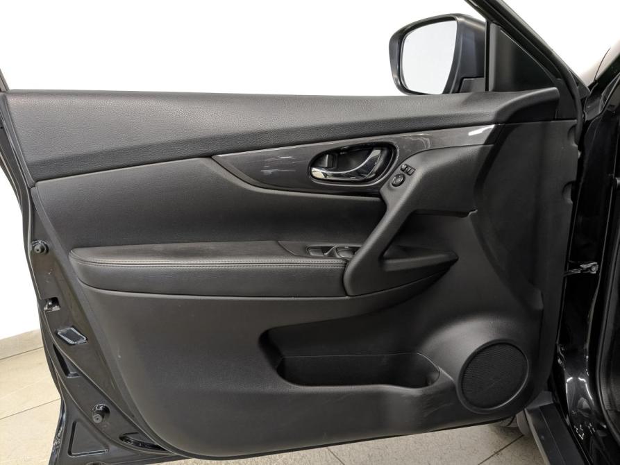 Nissan X-Trail III Рестайлинг Санкт-Петербург  - изображение 19