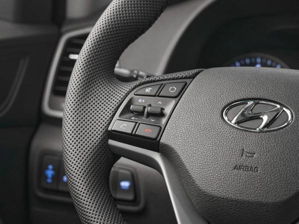 Hyundai Tucson III с пробегом 2015 года, цена 1 549 000 рублей, 184100 км, внедорожник, Автокод Объявления