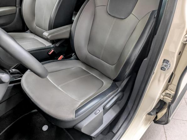 Renault Kaptur I с пробегом 2018 года, цена 1 435 000 рублей, 74564 км, внедорожник, Автокод Объявления