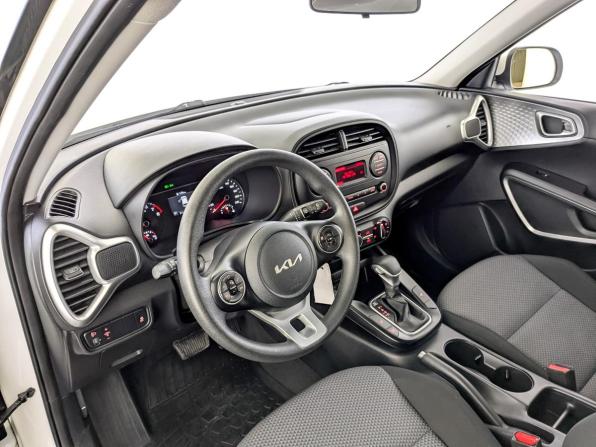 Kia Soul III с пробегом 2022 года, цена 2 080 000 рублей, 65135 км, хэтчбек, Автокод Объявления