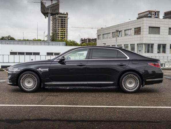 Genesis G90 I Рестайлинг с пробегом 2019 года, цена 2 299 000 рублей, 268067 км, седан, Автокод Объявления