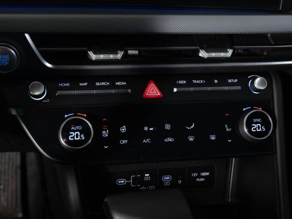 Hyundai Sonata VIII (DN8) Рестайлинг с пробегом 2024 года, цена 4 400 000 рублей, 12793 км, седан, Автокод Объявления