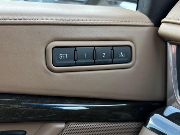 Cadillac Escalade IV с пробегом 2017 года, цена 4 490 000 рублей, 153040 км, внедорожник, Автокод Объявления
