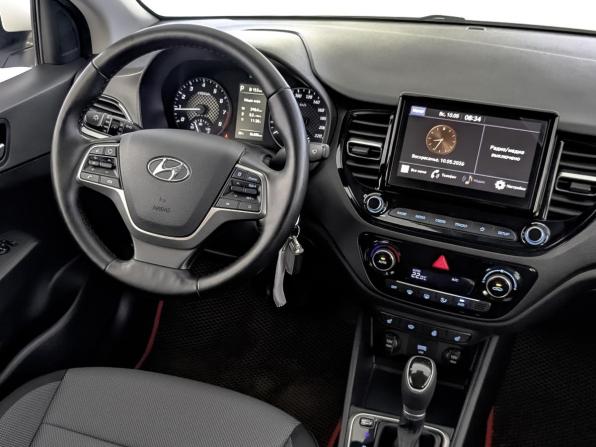 Hyundai Solaris II Рестайлинг с пробегом 2021 года, цена 1 620 000 рублей, 86300 км, седан, Автокод Объявления