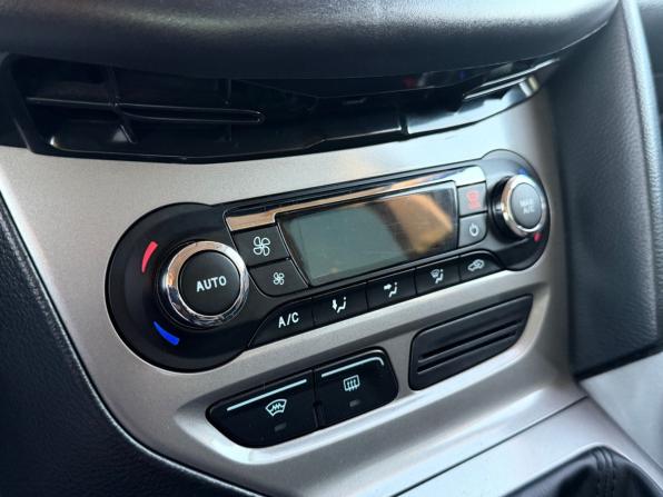 Ford Focus III с пробегом 2012 года, цена 830 000 рублей, 142000 км, седан, Автокод Объявления
