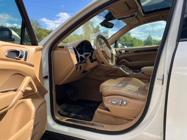 Porsche Cayenne II (958) с пробегом 2011 года, цена 2 320 000 рублей, 189000 км, внедорожник, Автокод Объявления