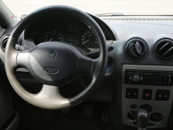 Renault Logan I с пробегом 2006 года, цена 135 000 рублей, 247000 км, седан, Автокод Объявления
