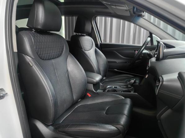 Hyundai Santa Fe IV с пробегом 2019 года, цена 2 925 000 рублей, 191629 км, внедорожник, Автокод Объявления