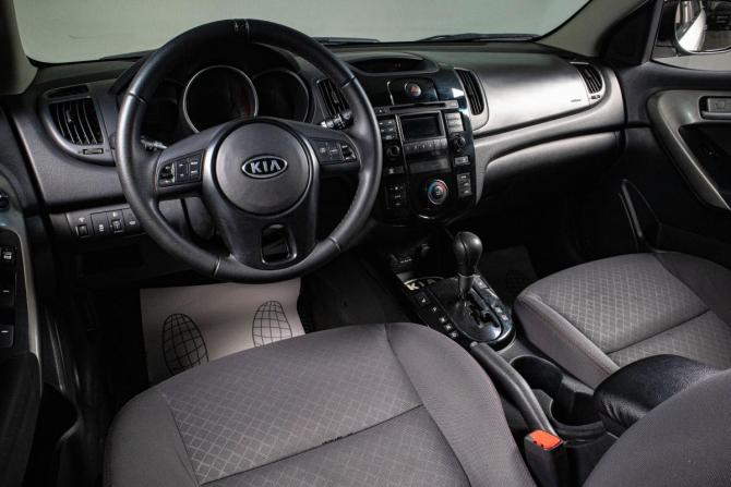 Kia Cerato II с пробегом 2009 года, цена 749 000 рублей, 190200 км, седан, Автокод Объявления