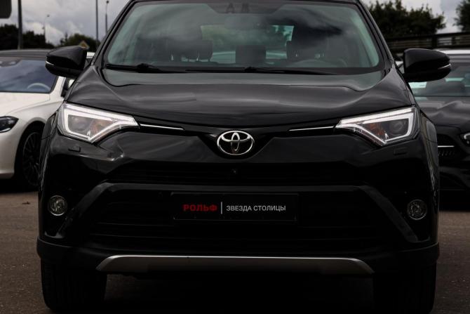 Toyota RAV4 IV (XA40) Рестайлинг с пробегом 2015 года, цена 2 499 000 рублей, 117481 км, внедорожник, Автокод Объявления