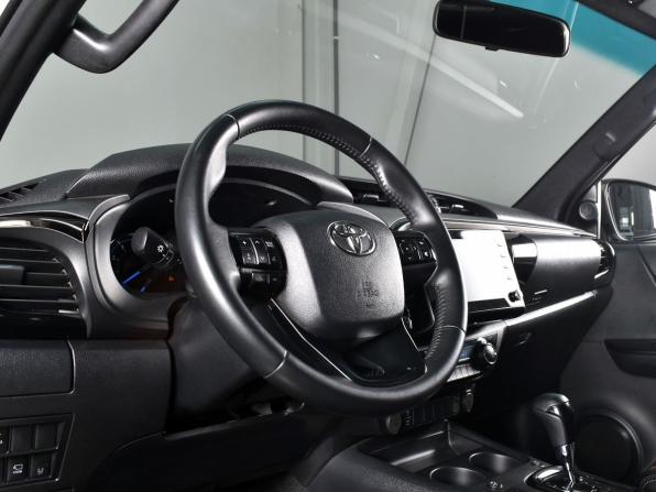 Toyota Hilux VIII Рестайлинг 2 с пробегом 2022 года, цена 4 999 995 рублей, 67268 км, offers.body_type.unknown, Автокод Объявления