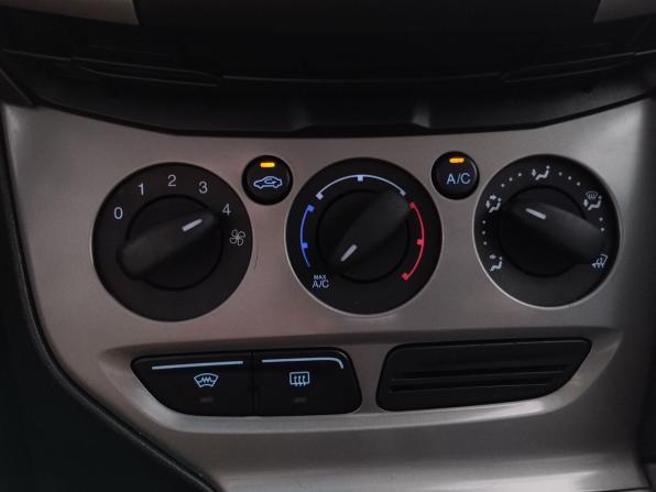Ford Focus III с пробегом 2013 года, цена 850 000 рублей, 146139 км, хэтчбек, Автокод Объявления