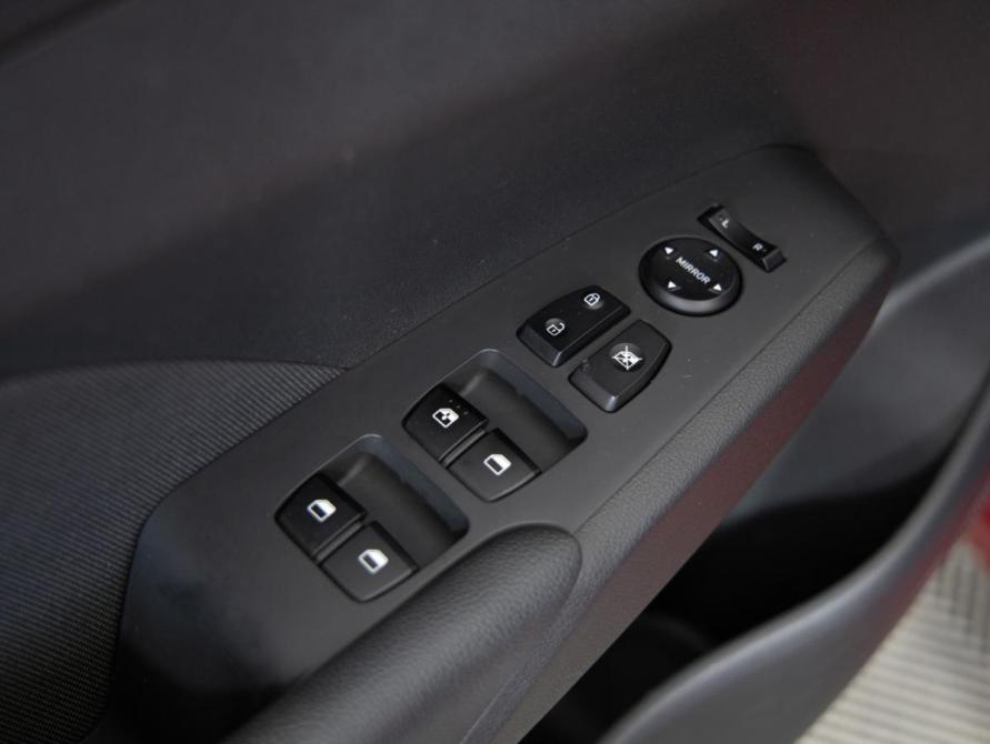 Hyundai Solaris II Санкт-Петербург  - изображение 20